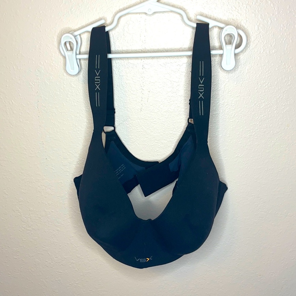🖤Victoria’s Secret X Sport Underwire Bra 38C🖤